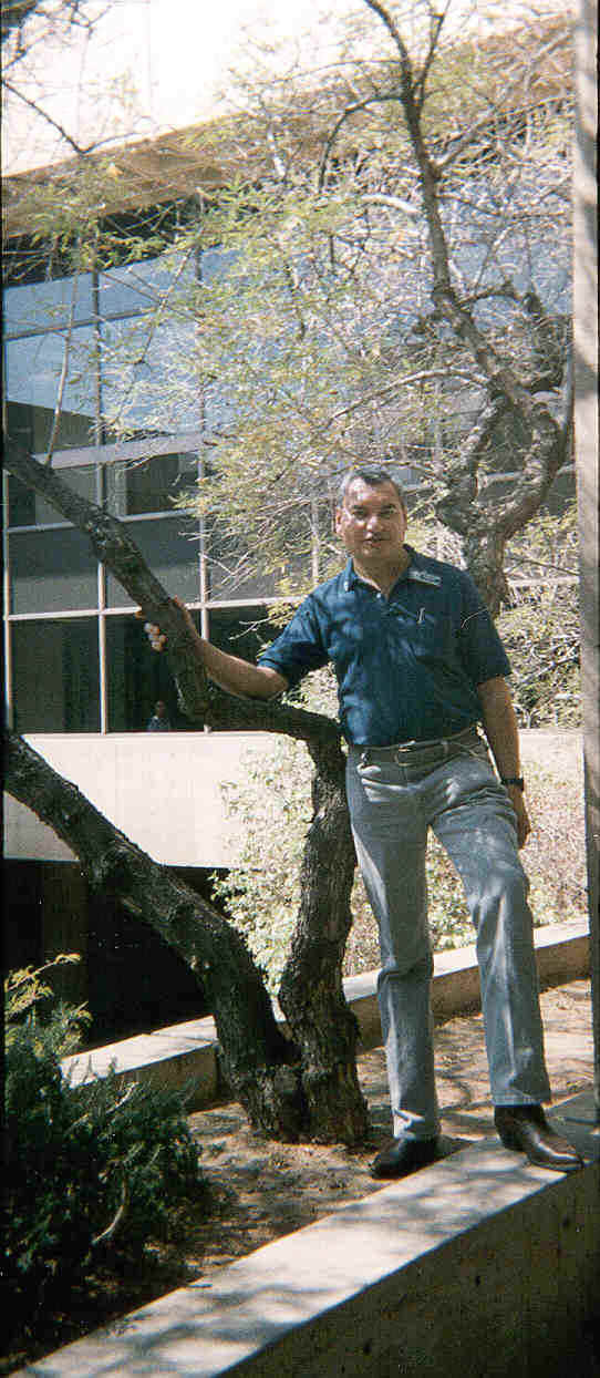 chris_acs.jpg (101409 bytes)